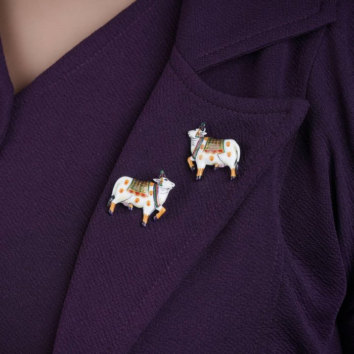 925 silver pichwai cow enamel neck pin