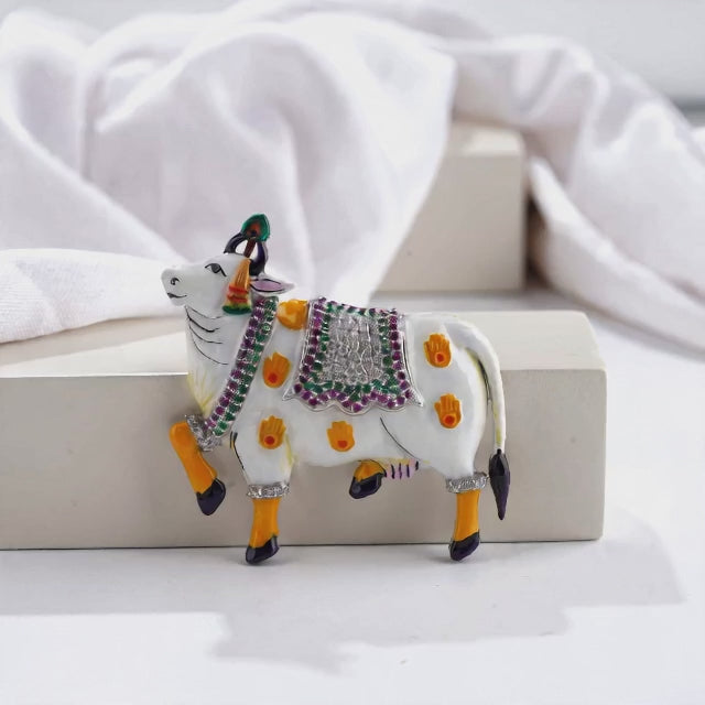 925 silver pichwai cow vastra moissanite diamond enamel brooch